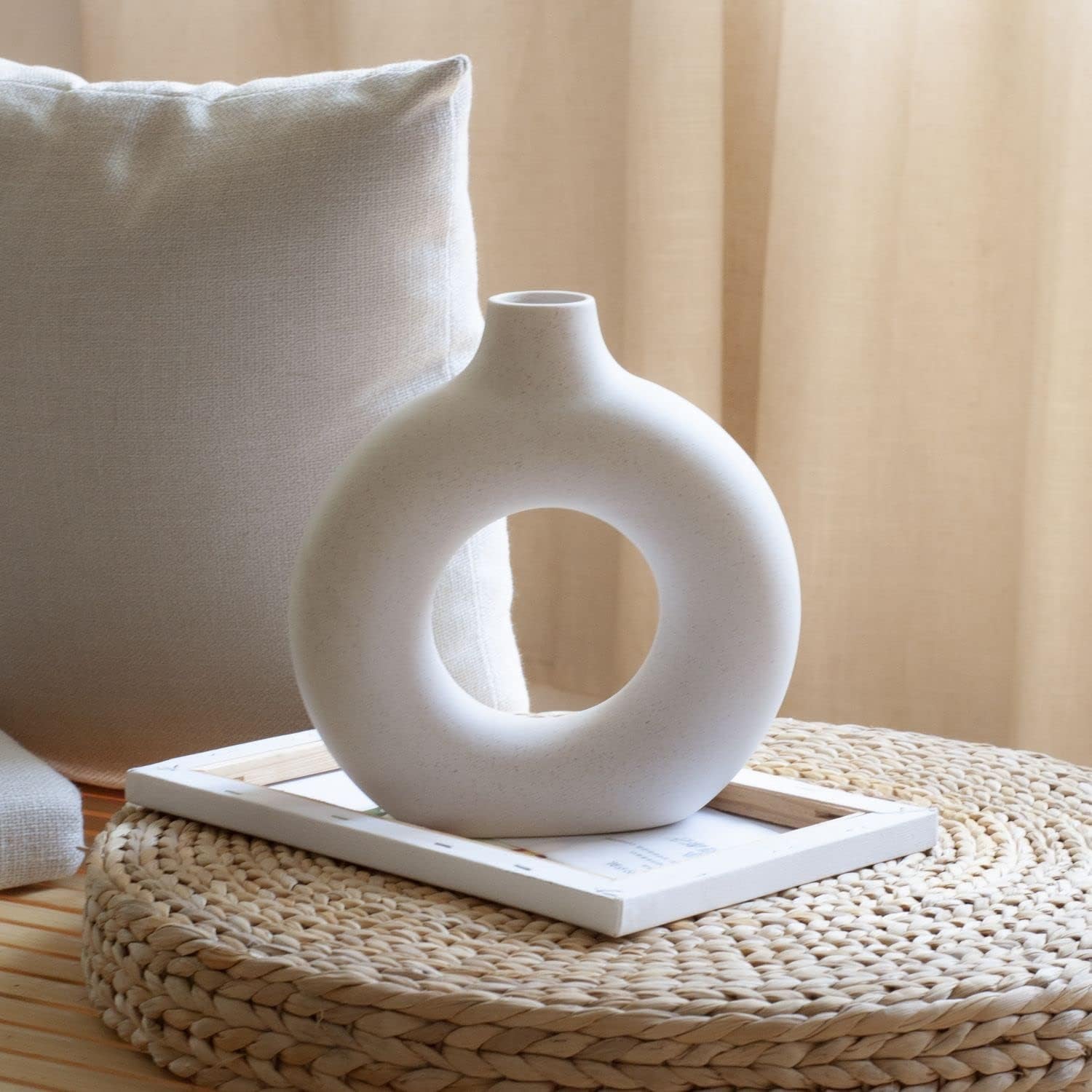 White Donut Vase Hollow Ceramic Vase for Flowers Handmade Minimalist Boho Ins Style Modern Home Decor for Wedding Dinner Table Party Living Room Office Bedroom（L，White）